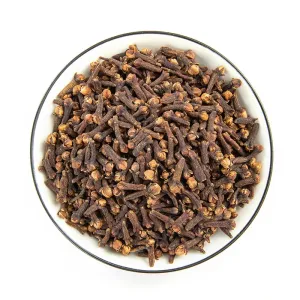 Qingchun Factory Direct Natural Clove Flavoring Excellent Quality Raw Dried Gran